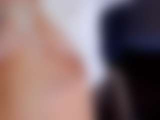 Live cam show with Lil-Lolly - New Shaved Pussy on Soda Cam