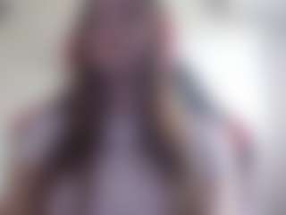 Live cam show with MichaelaDuncan - Bedroom MILF on SpankPalCams