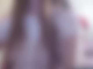 Live cam show with MichaelaDuncan - Facial Piercings on livesuperchat.net