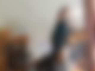 Live cam show with RashidaEverheart - New Teen (18+) on dropp.cam