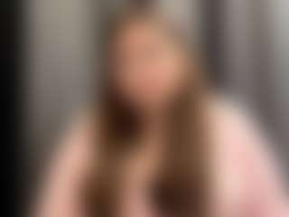 Live cam show with Aleksa - New Shaved Pussy on livesexfox.com