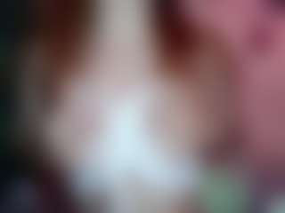 Flora's Live Sex Cam Show