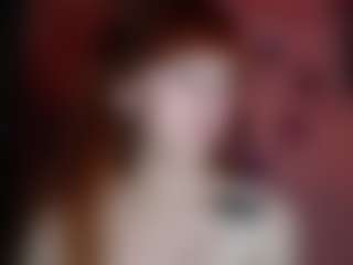Flora's Live Sex Cam Show