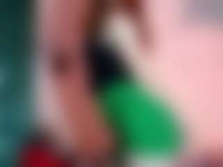 Live cam show with Flora - Bedroom on SpankPalCams