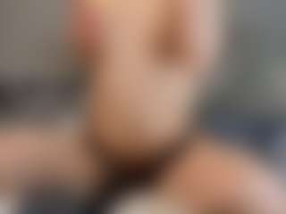 CheriseRajk's Live Sex Cam Show