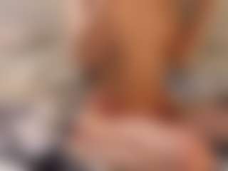 Live cam show with CheriseRajk - Public Brown Hair on Soda Cam