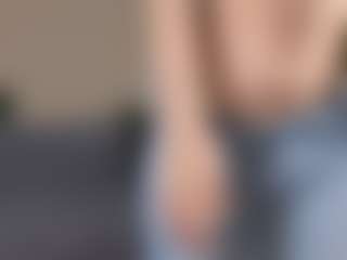 DeloiseHelfert's Live Sex Cam Show