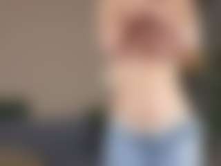 DeloiseHelfert's Live Sex Cam Show