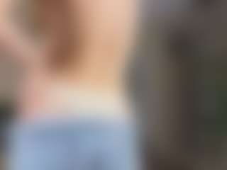 Live cam show with DeloiseHelfert - Indian Striptease on Big Tits