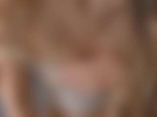 DeloiseHelfert's Live Sex Cam Show