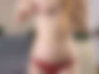 DeloiseHelfert's Live Sex Cam Show
