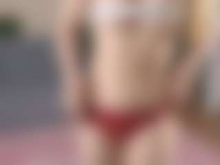 DeloiseHelfert's Live Sex Cam Show