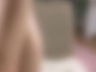 DeloiseHelfert's Live Sex Cam Show