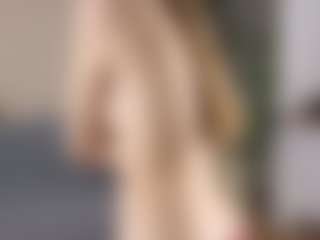 DeloiseHelfert's Live Sex Cam Show