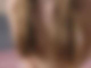 DeloiseHelfert's Live Sex Cam Show