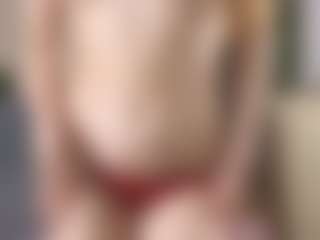 DeloiseHelfert's Live Sex Cam Show