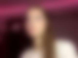 Live cam show with DelsieRuffo - Brown Hair Toys on Camsoda