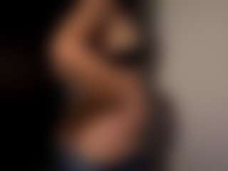 Live cam show with ErinUrch - Fingers on StripNow
