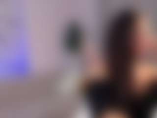Live cam show with Lola-Vice - Body Massage on Camsoda