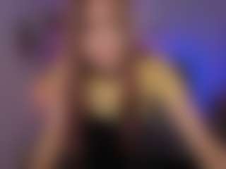 Live-Cam-Show mit mila-vale - Smoking auf Camsoda