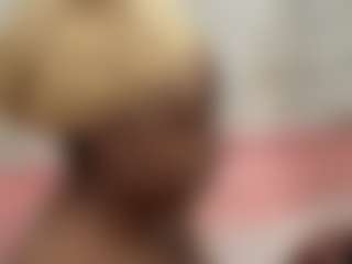 LaylaRed's Live Sex Cam Show