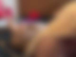 LaylaRed's Live Sex Cam Show