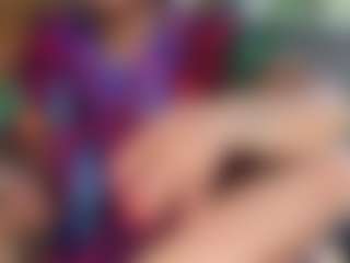 LaylaRed's Live Sex Cam Show