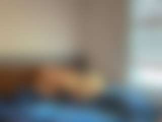 LaylaRed's Live Sex Cam Show