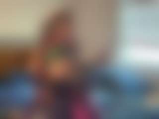 LaylaRed's Live Sex Cam Show