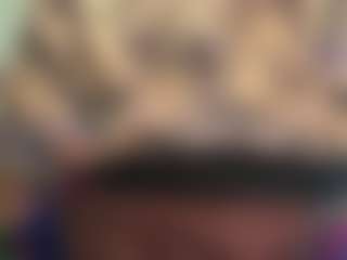 LaylaRed's Live Sex Cam Show