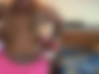 LaylaRed's Live Sex Cam Show