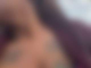 LaylaRed's Live Sex Cam Show