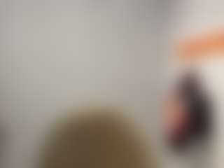 LaylaRed's Live Sex Cam Show