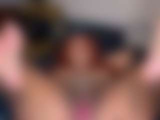 LaylaRed's Live Sex Cam Show