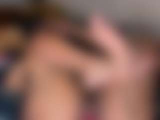 LaylaRed's Live Sex Cam Show