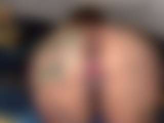 LaylaRed's Live Sex Cam Show