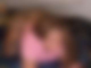 Live cam show with LaylaRed - Squirt MILF on sexytreat.net