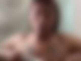 LaylaRed's Live Sex Cam Show