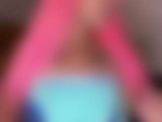 LaylaRed's Live Sex Cam Show