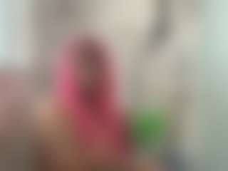 LaylaRed's Live Sex Cam Show