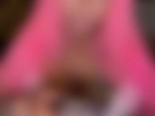 LaylaRed's Live Sex Cam Show