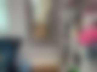 LaylaRed's Live Sex Cam Show