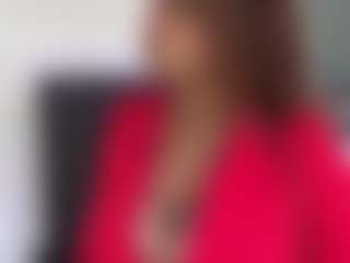 Live cam show with LaylaRed - Black Fetish on Chatstar