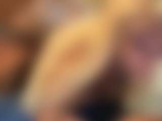 LaylaRed's Live Sex Cam Show