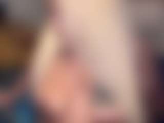 LaylaRed's Live Sex Cam Show