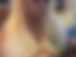 LaylaRed's Live Sex Cam Show