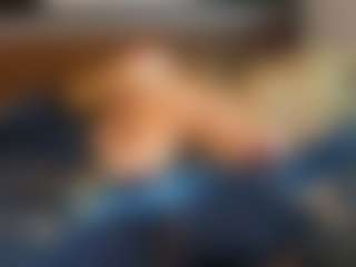 LaylaRed's Live Sex Cam Show