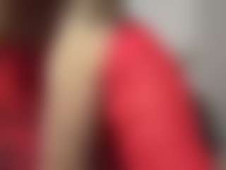 LaylaRed's Live Sex Cam Show