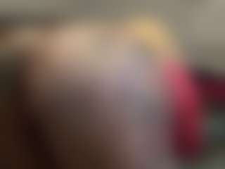 LaylaRed's Live Sex Cam Show