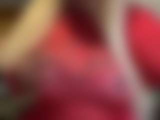 LaylaRed's Live Sex Cam Show